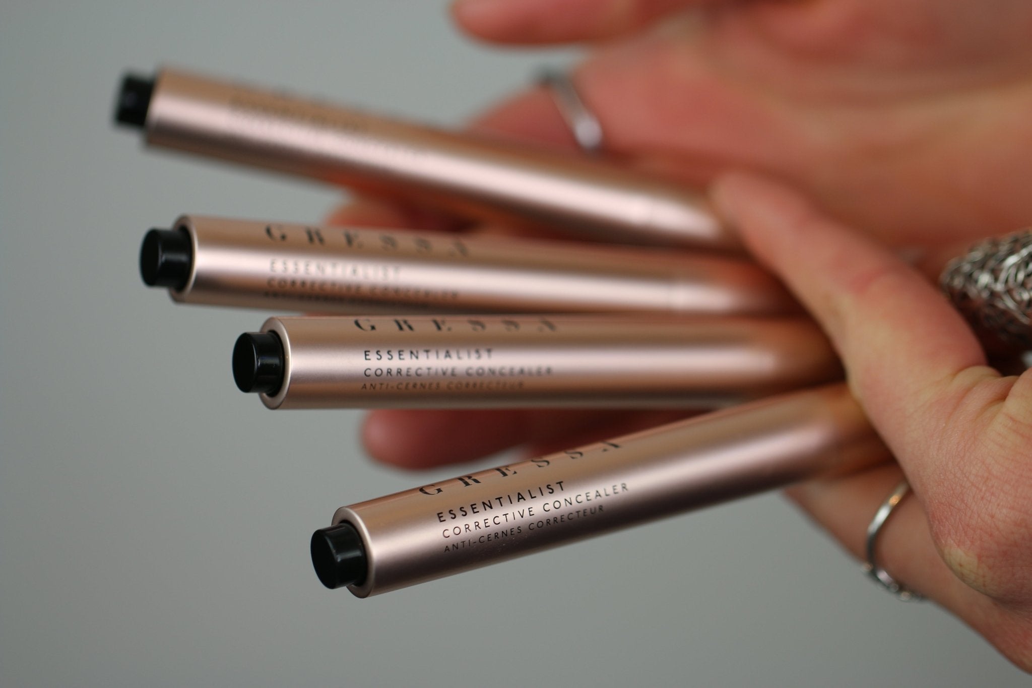 The Essentialist - Concealer Clickstick - Gressa Skin