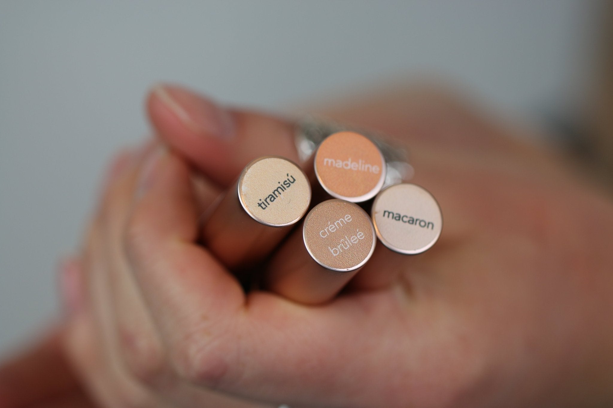 The Essentialist - Concealer Clickstick - Gressa Skin